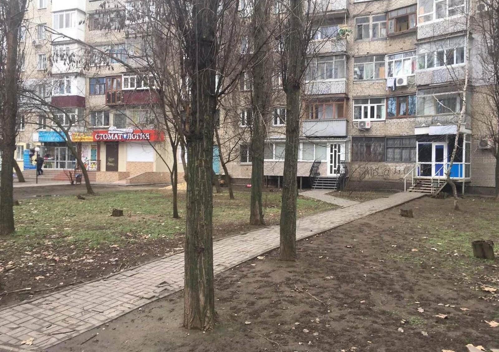 Комерційне приміщення, ЮТЗ: фасадне, перший поверх - фото 2