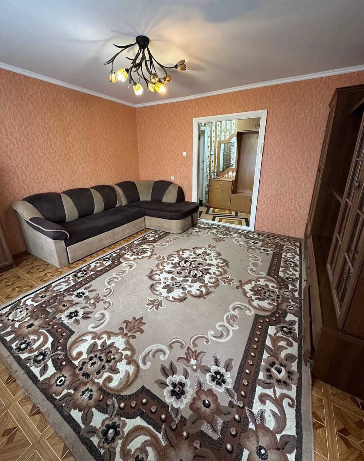 2-кімнатна квартира, Виставка: єВідновлення, вода й опалення без світла - фото 1