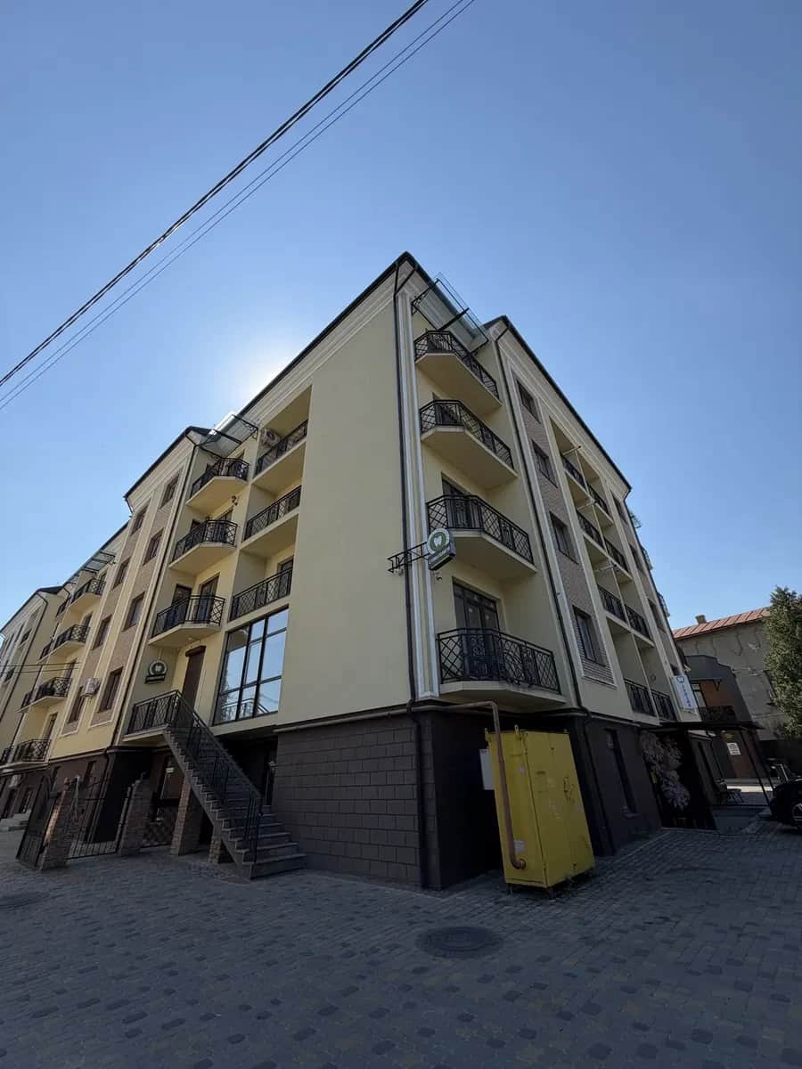 5-кімнатна квартира, Коломия: дворівнева, сирець, єОселя - фото 1