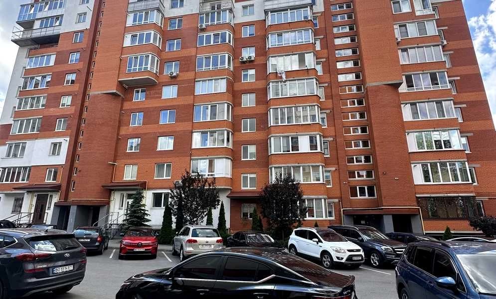 3-кімнатна квартира у ЖК Садове місто: вид на парк і місто - фото 1