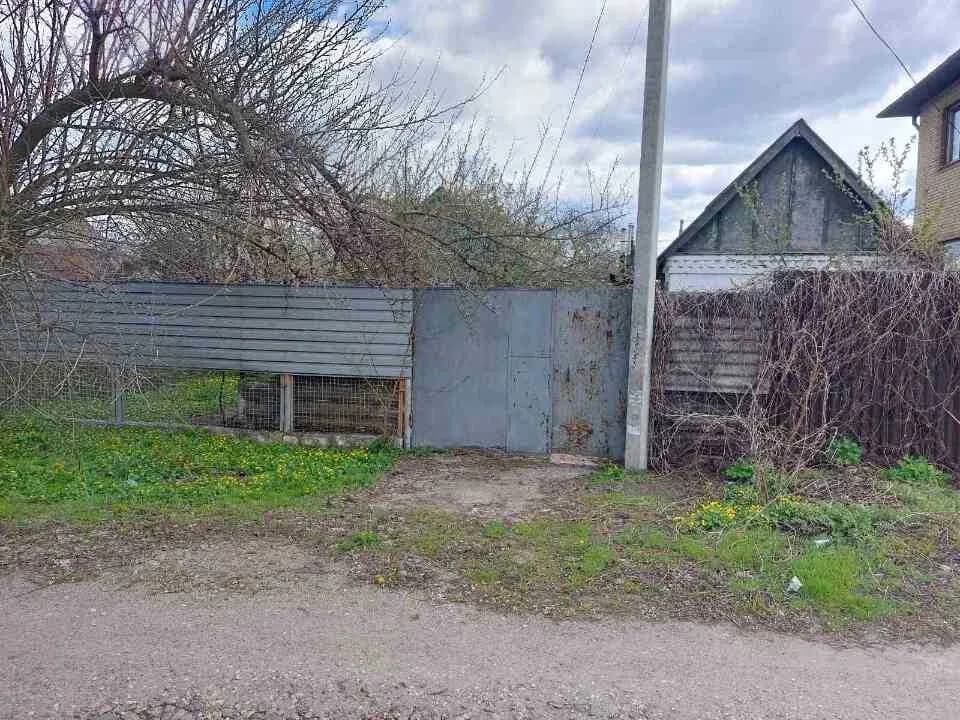 Домоволодіння, Дніпро: 1 сотка, шлакоблочний будинок, електронні торги - фото 1