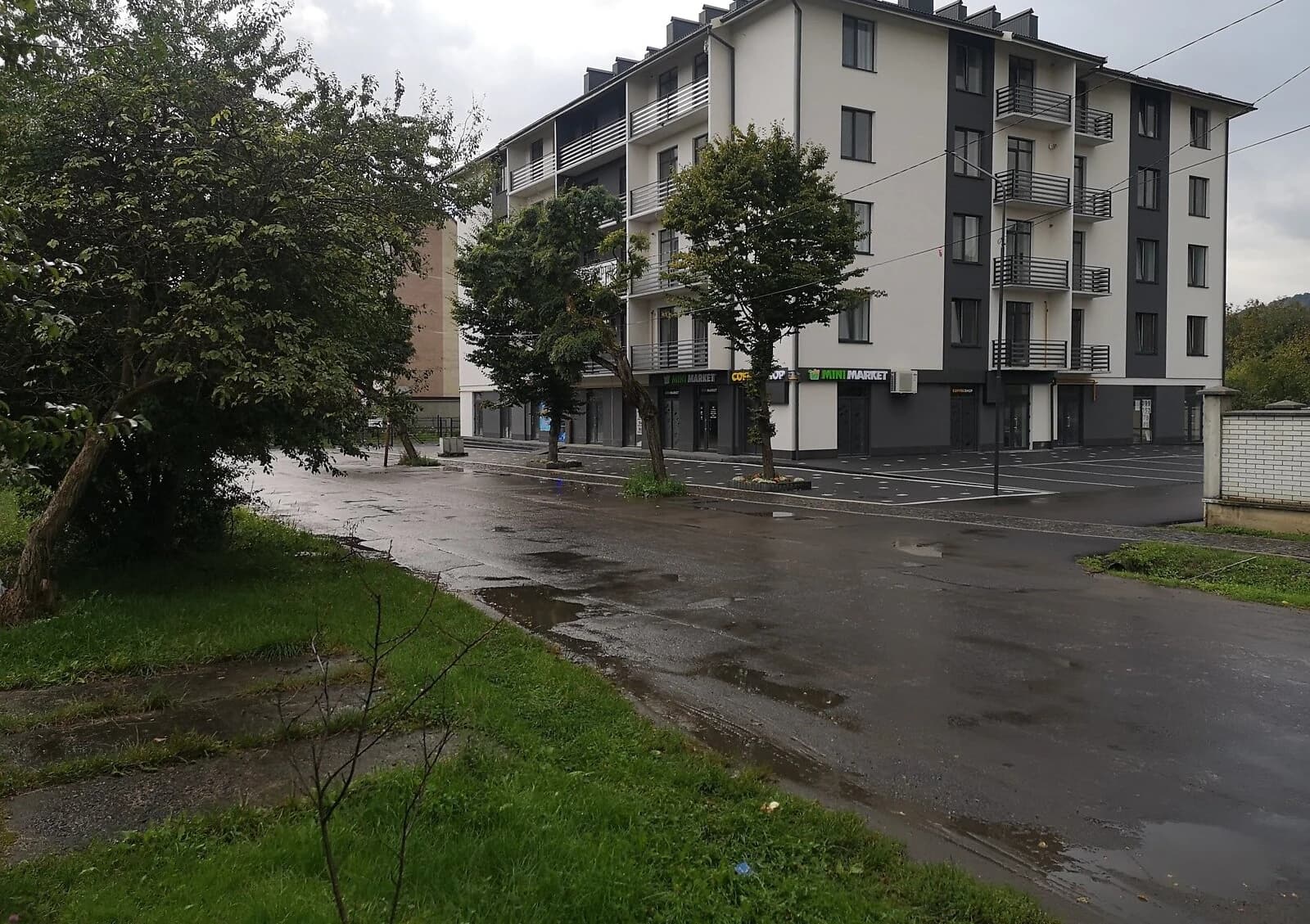Приміщення, Свалява: новобудова, стеля 3 м, лічильники - фото 1
