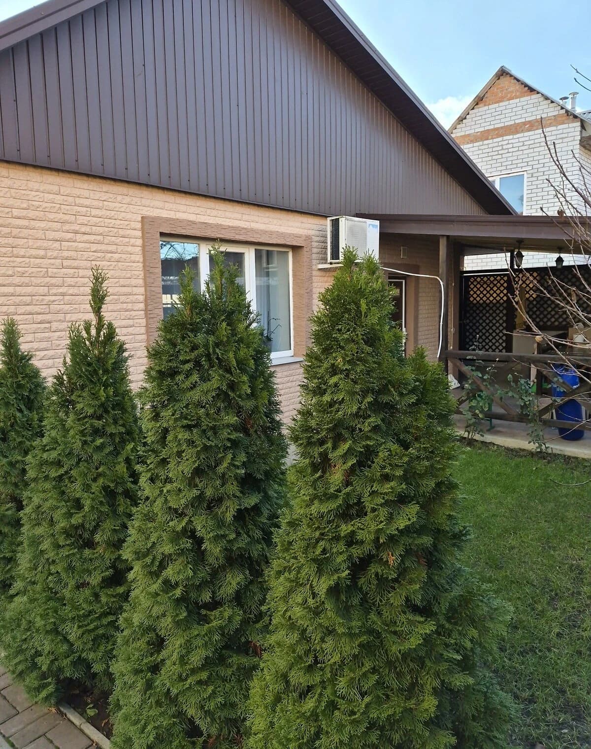Будинок, Комунарський: бесідка, газове опалення, підвал у гаражі - фото 1