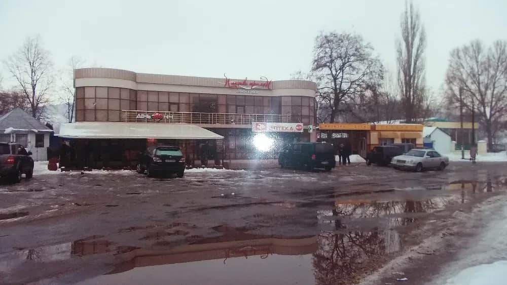 Ділянка 73 соток, Садгора: 5 ділянок, готель на 250 квартир - фото 1