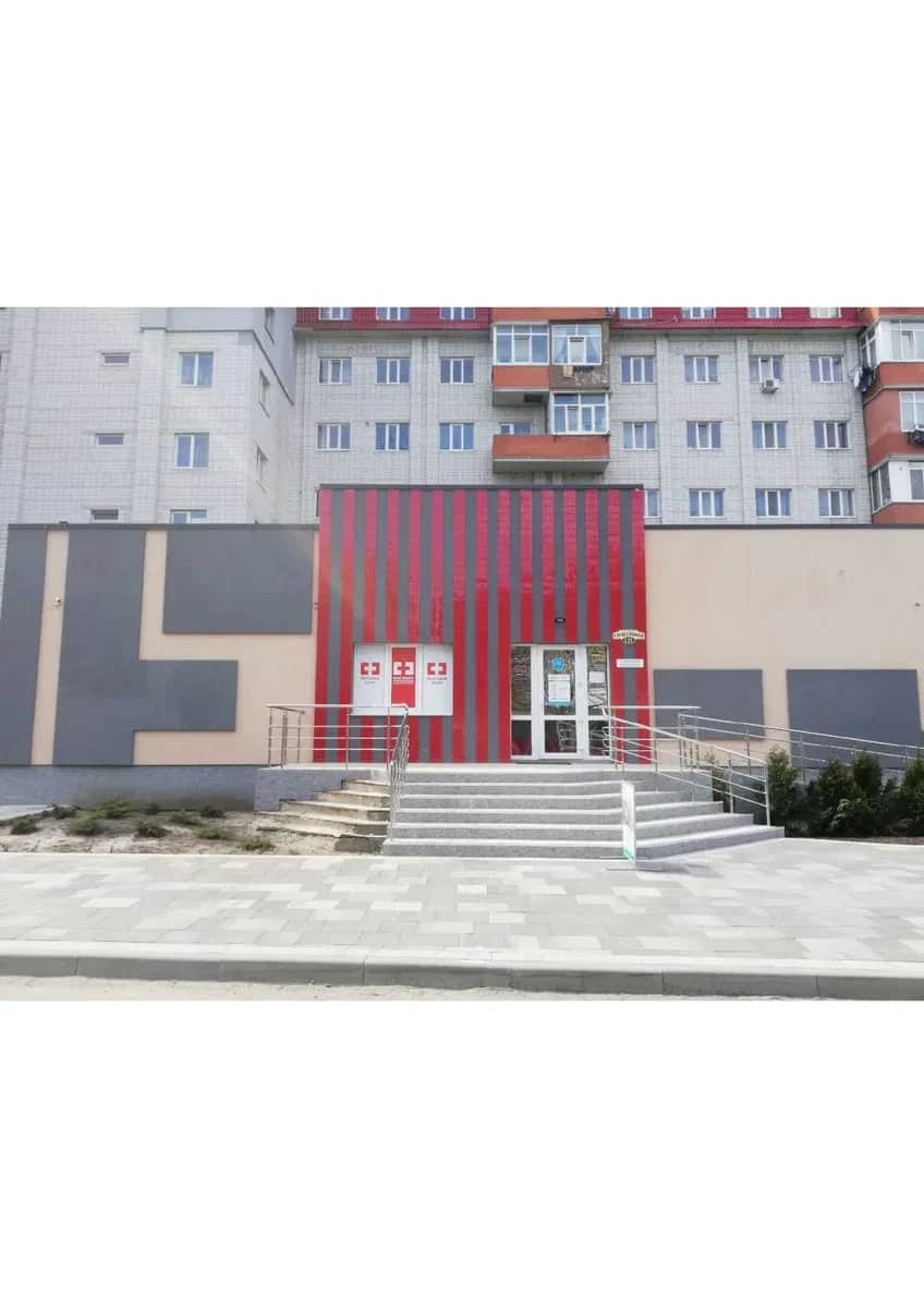 Медичний центр, Біла Церква: фасадне, 14 кабінетів - фото 1