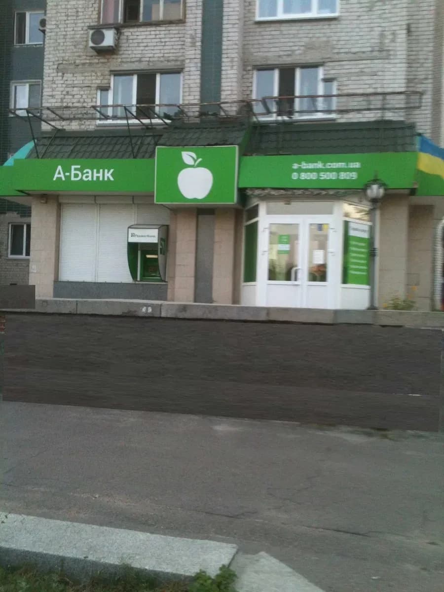 Приміщення, Черкаси: фасадне, два автономні блоки, розширення - фото 1