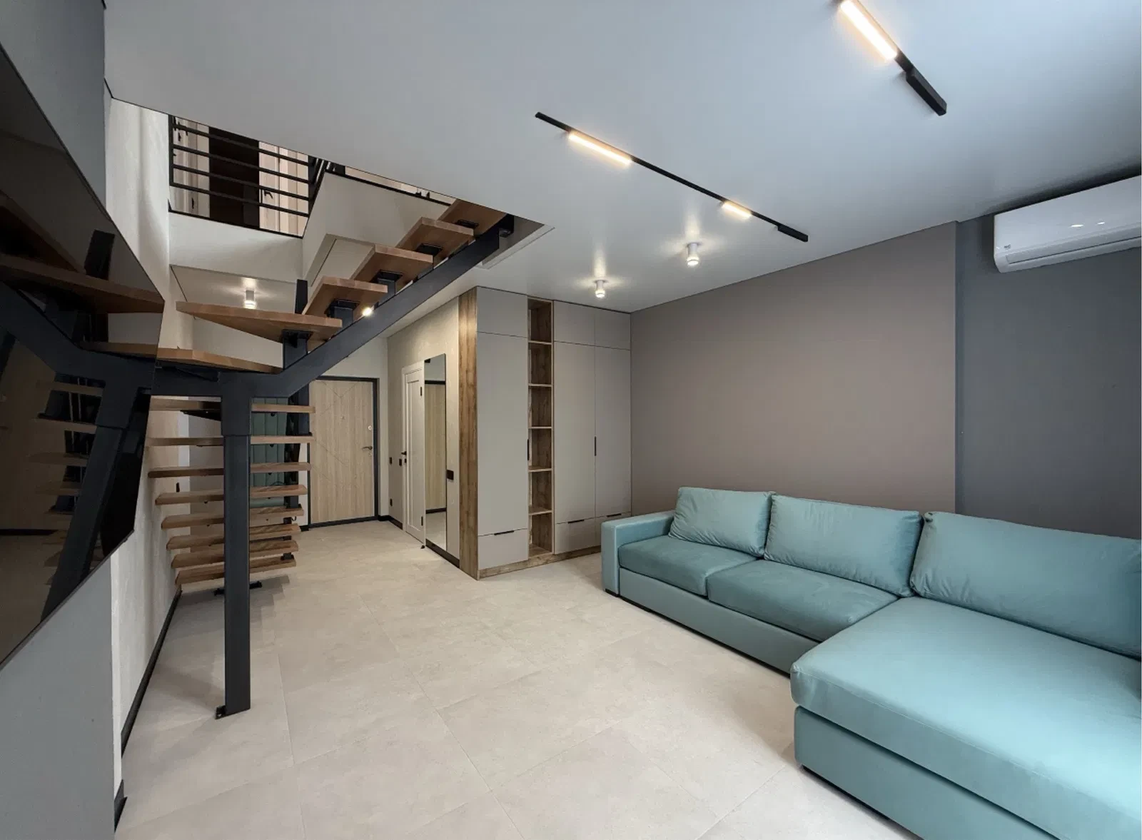 Пентхаус у ЖК Kyiv Sky: сонячні панелі 8 кВт, тераса 50 м² - фото 1