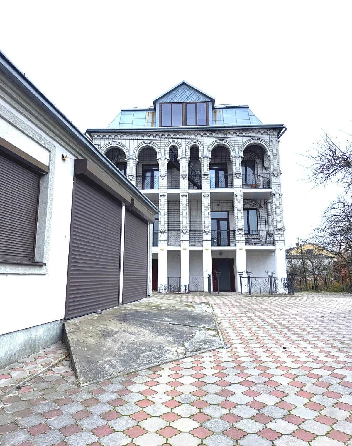 Будинок, Дубляни: веранда, свердловина, опалення без світла - фото 2