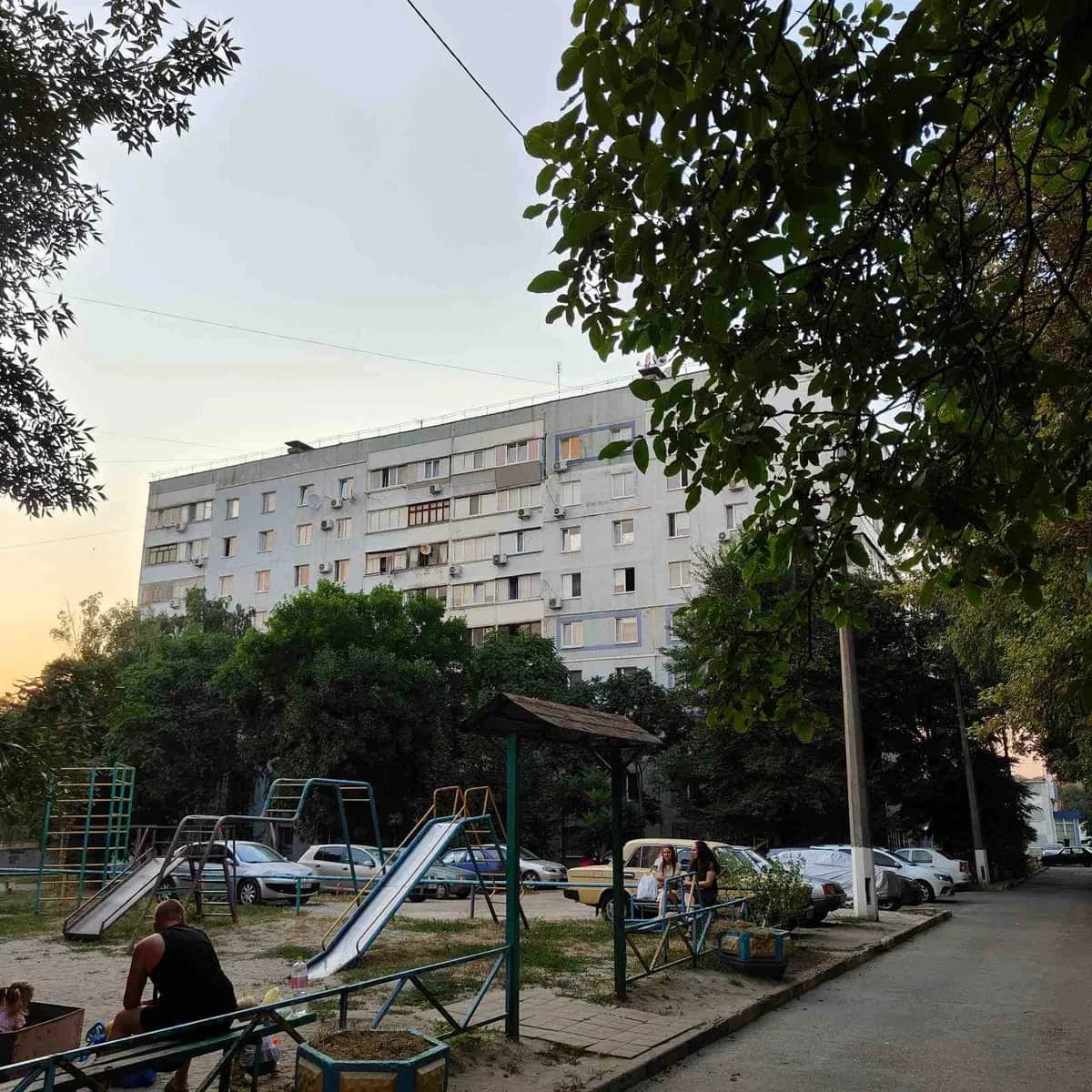 2-кімнатна квартира, Шевченківський: житловий стан, засклена лоджія - фото 1