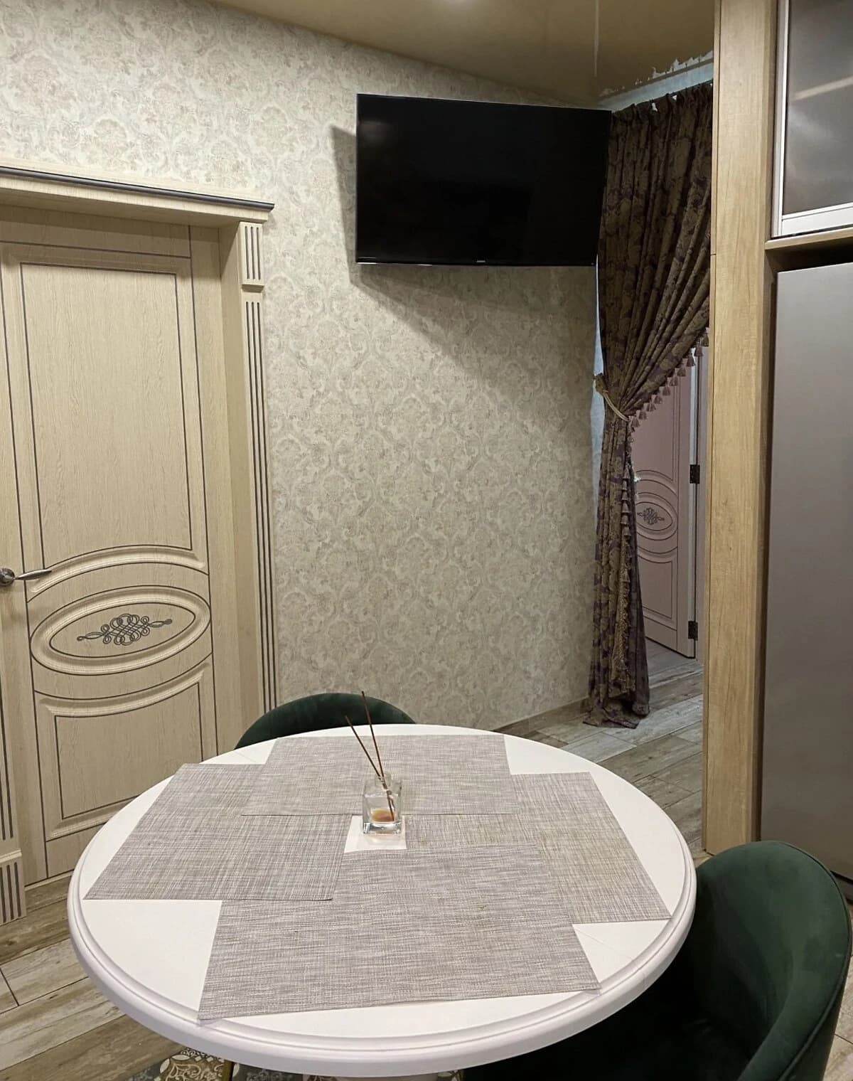 1-кімнатна квартира, Приморський: кухня-студія, дизайнерський ремонт - фото 4