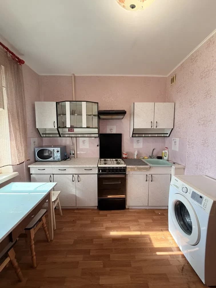 1-кімнатна квартира, Чернігів: можна з маленькими тваринами, бойлер - фото 4