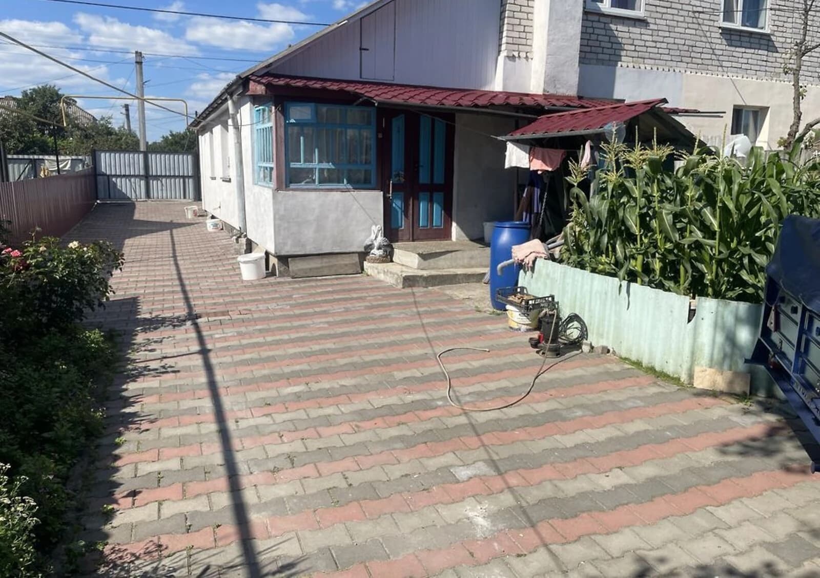 Частина будинку, Звягель: гараж із підвалом, сад - фото 3