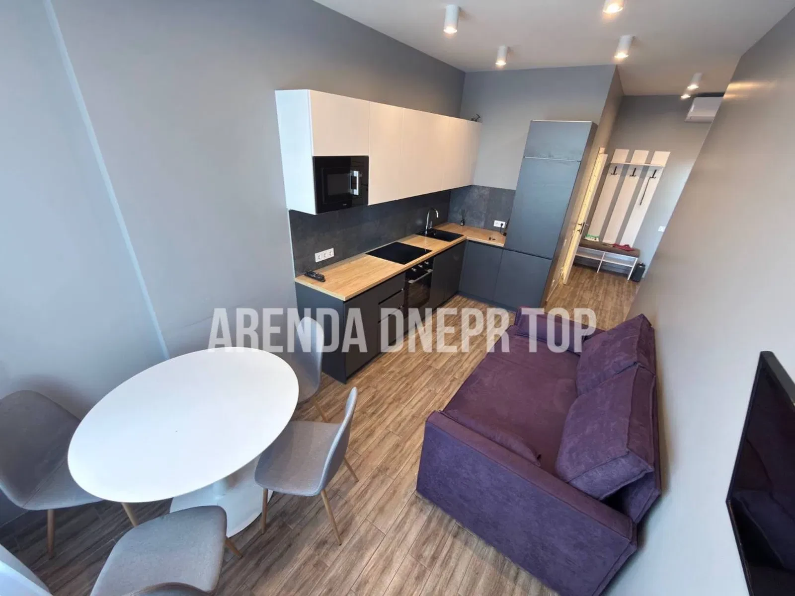 2-кімнатна квартира у ЖК Грани: кухня 20 м², можна з тваринами - фото 4