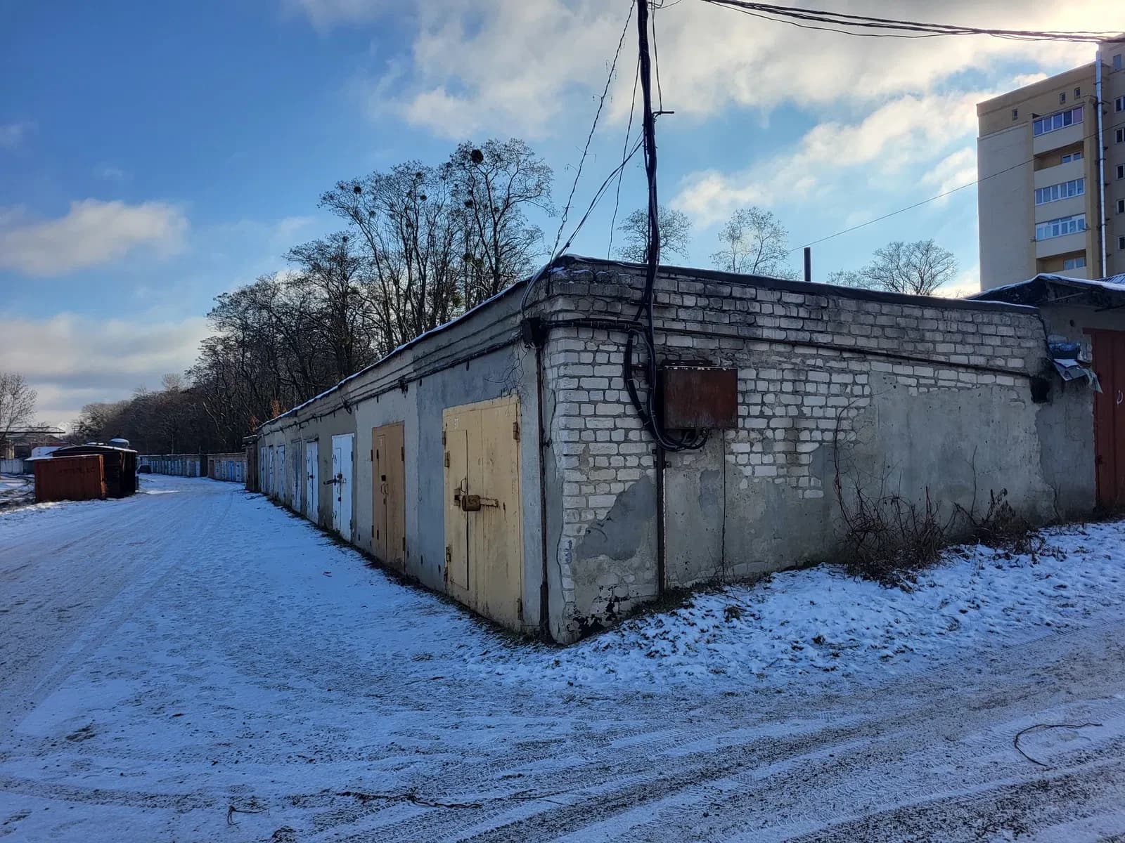 Гараж у районі Ковельського парку: цегляний, приватизований - фото 4