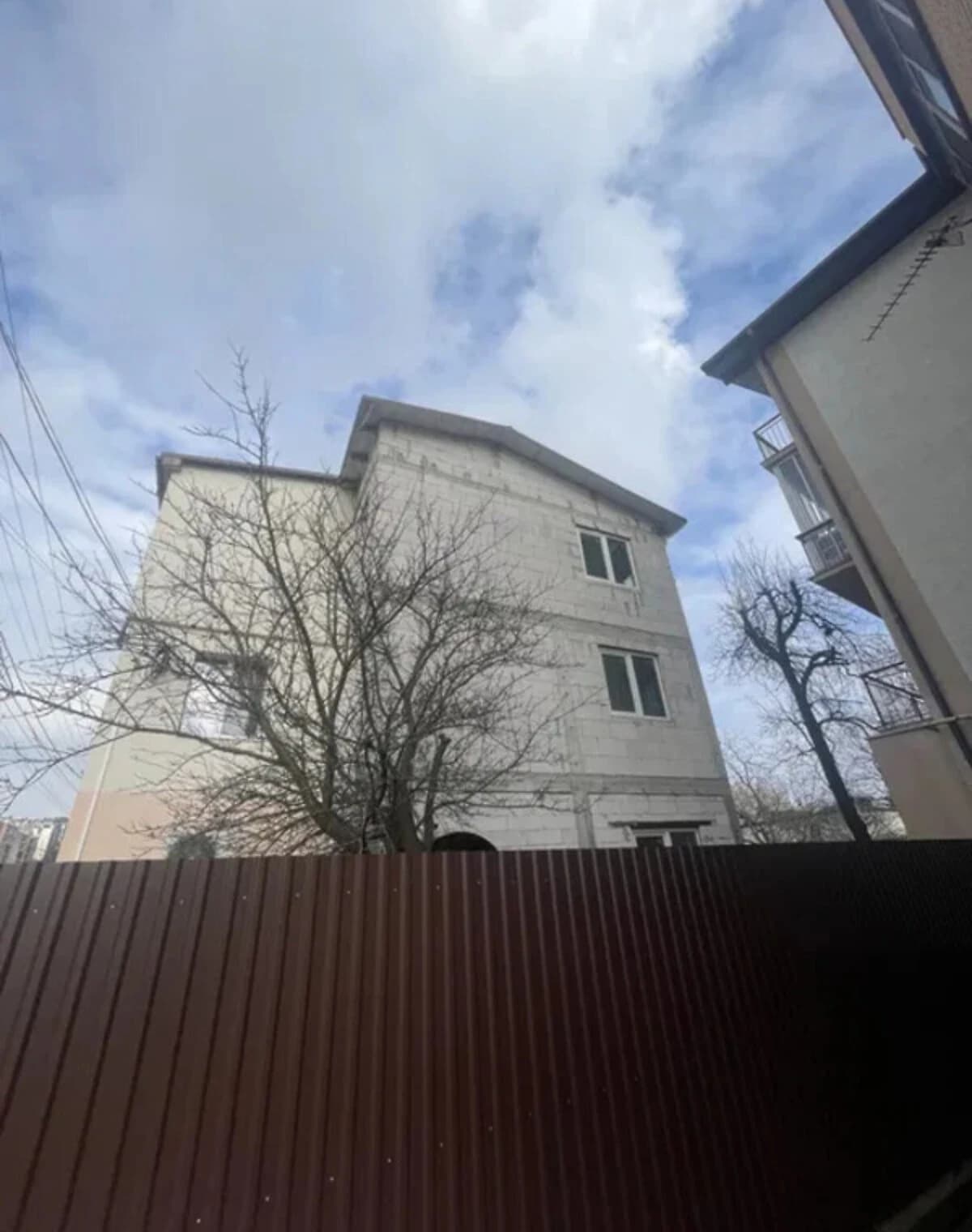 Частина будинку, вул. Княгині Ольги: будівельна обробка, без меблів - фото 3