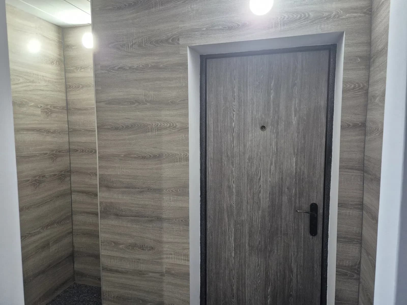 2-кімнатна квартира, Калуш: свіжий ремонт, утеплена лоджія - фото 4
