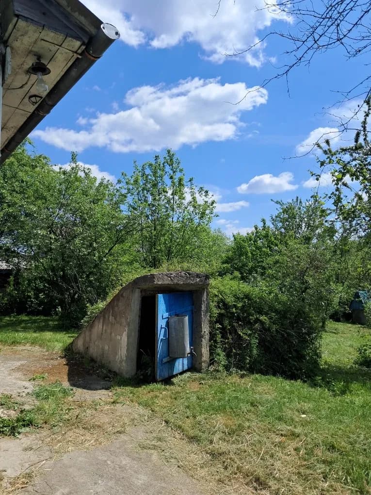 Будинок, Пісок, Яворівський район: літня кухня з газом, сад - фото 4