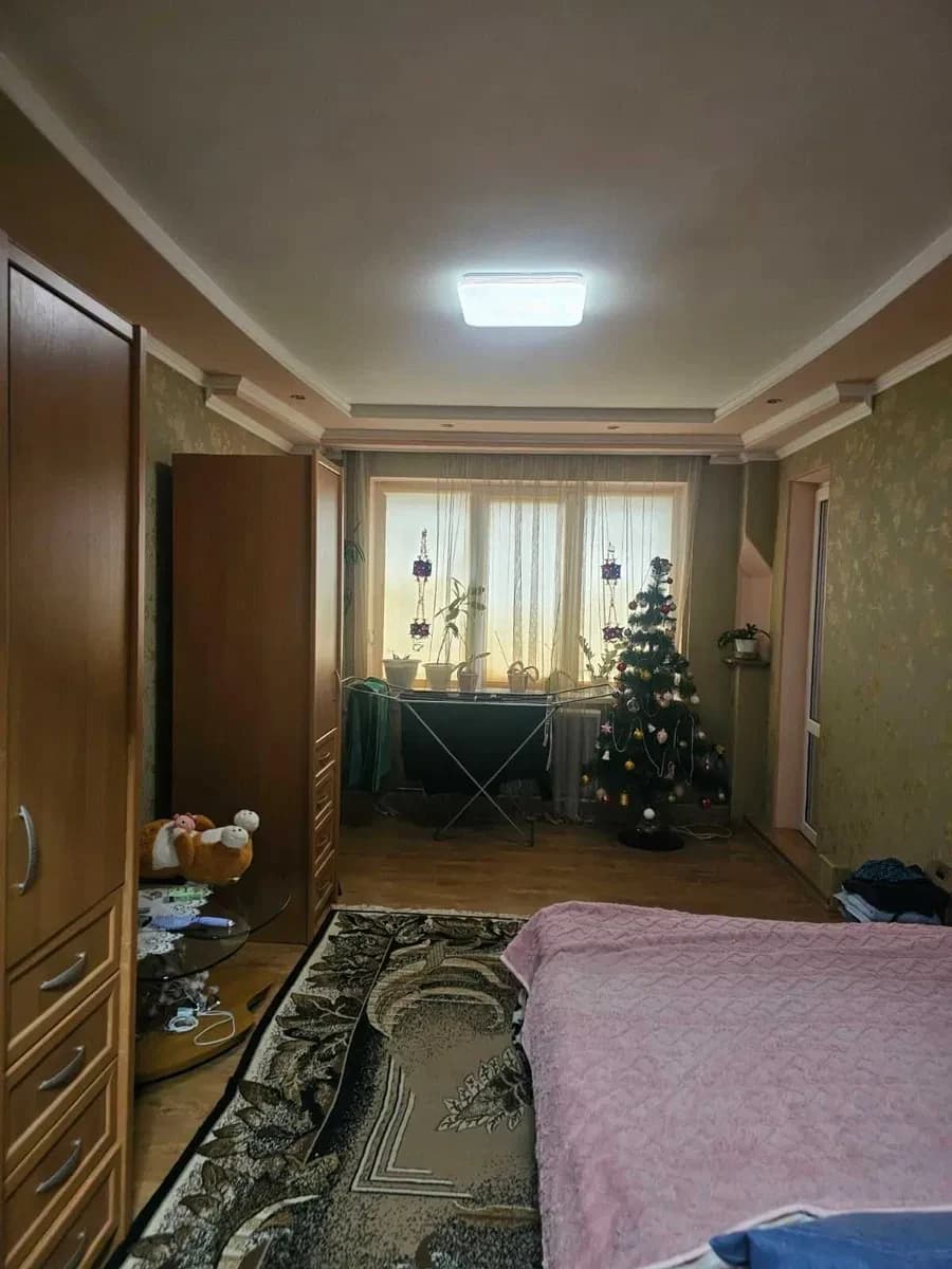 3-кімнатна квартира, Херсон: авторський ремонт, паркувальне місце - фото 1