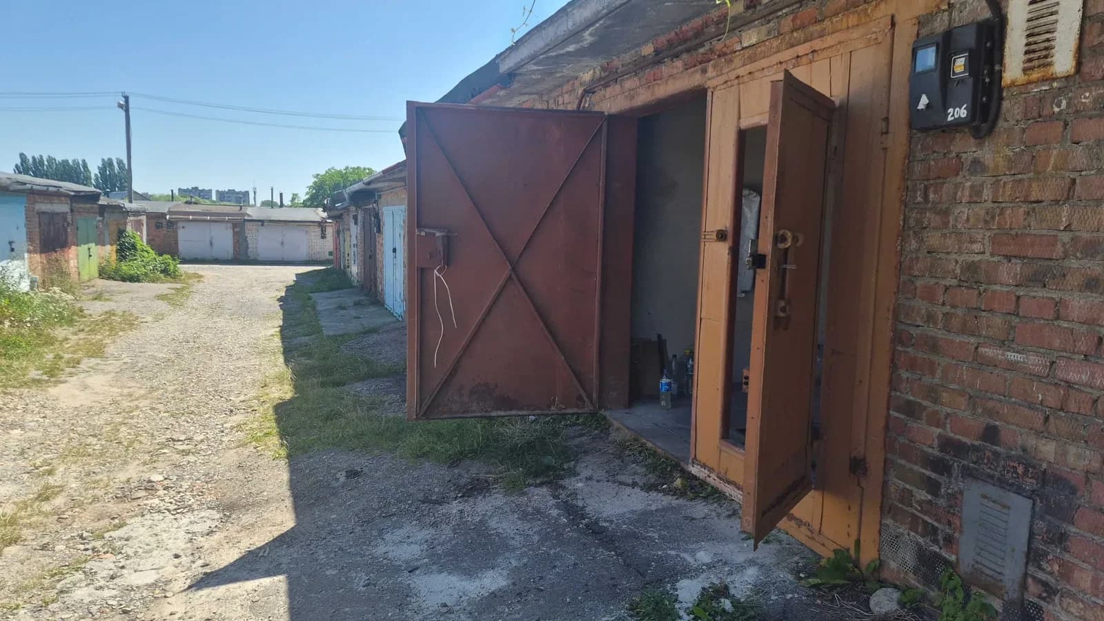 Гараж, вул. Тернопільська: цегляний, оглядова яма, сухий підвал - фото 2