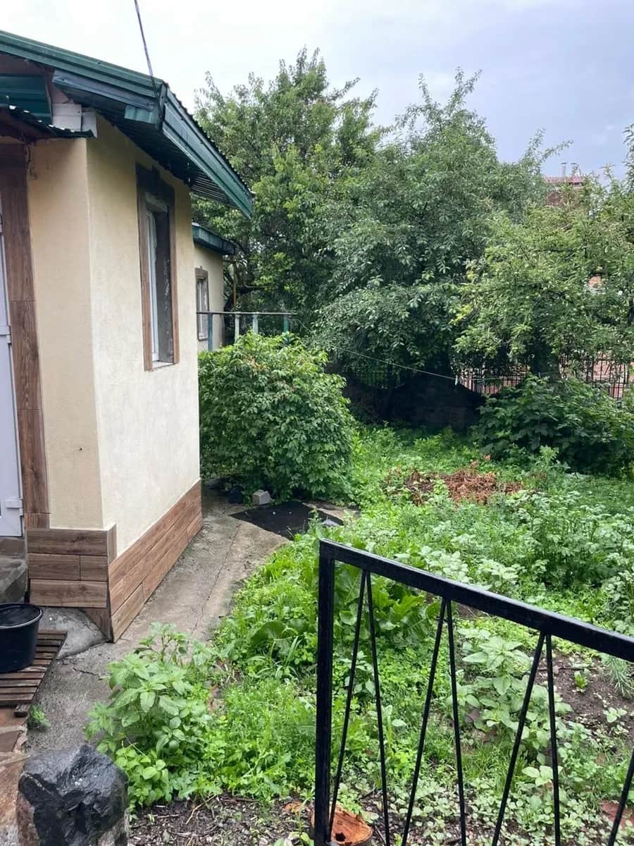 Будинок, Умань: дві половини, гараж, власна котельня - фото 1