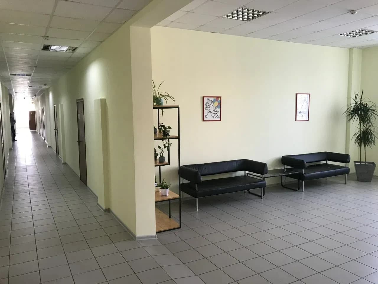Офіси, Поділ: генератор, бомбосховище, власна парковка - фото 4