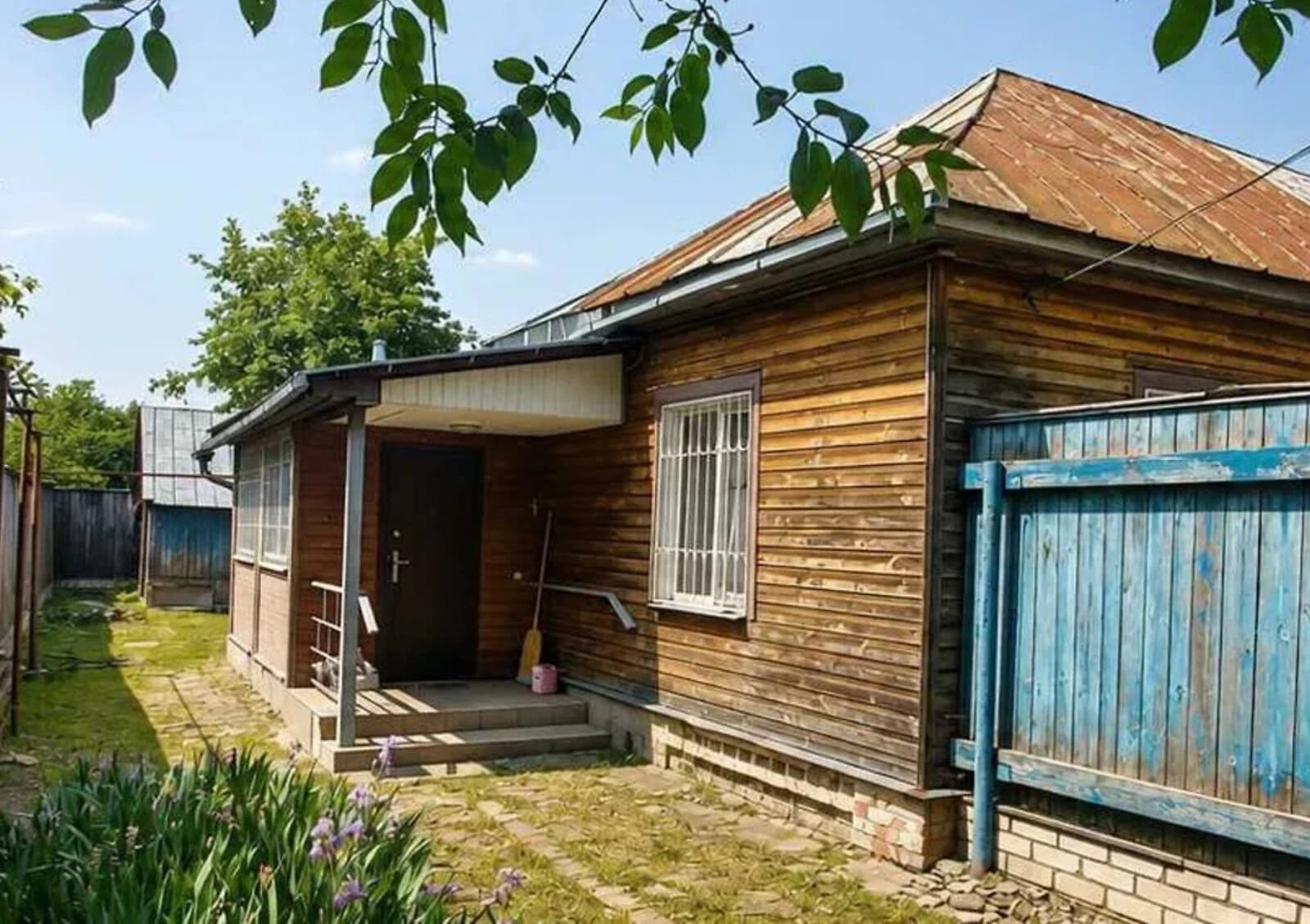 Будинок, Шостка: гараж із підвалом, 8 соток, літня кухня - фото 2