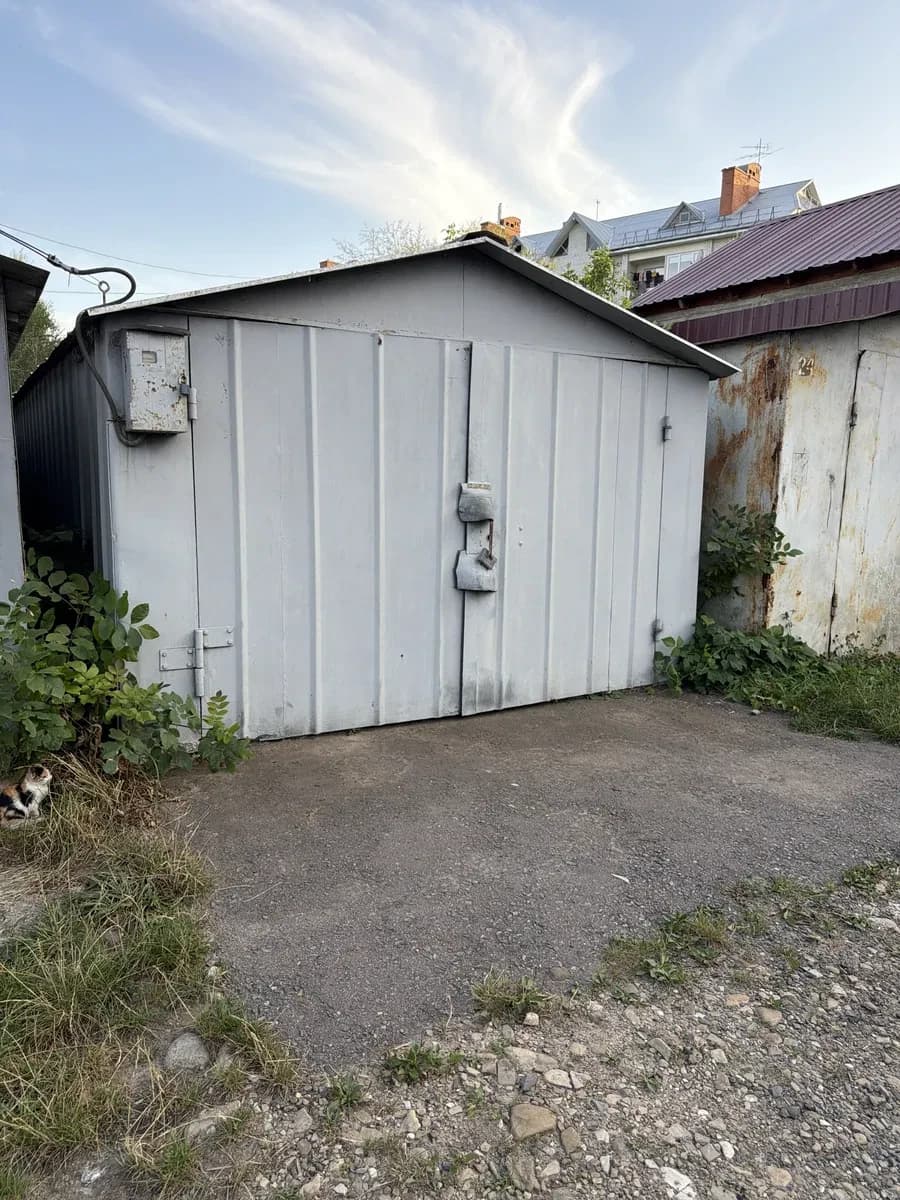 Гараж, Дрогобич: світло, сухе місце, 3,35 × 5,50 м - фото 1