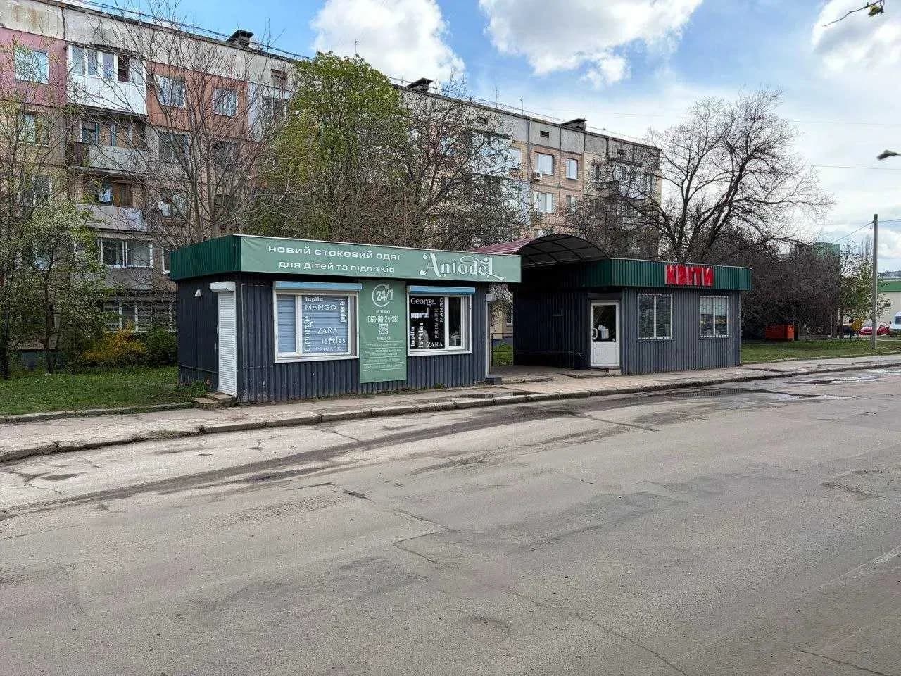 Окреме приміщення, Фортечний: зупинка транспорту, паркування - фото 3
