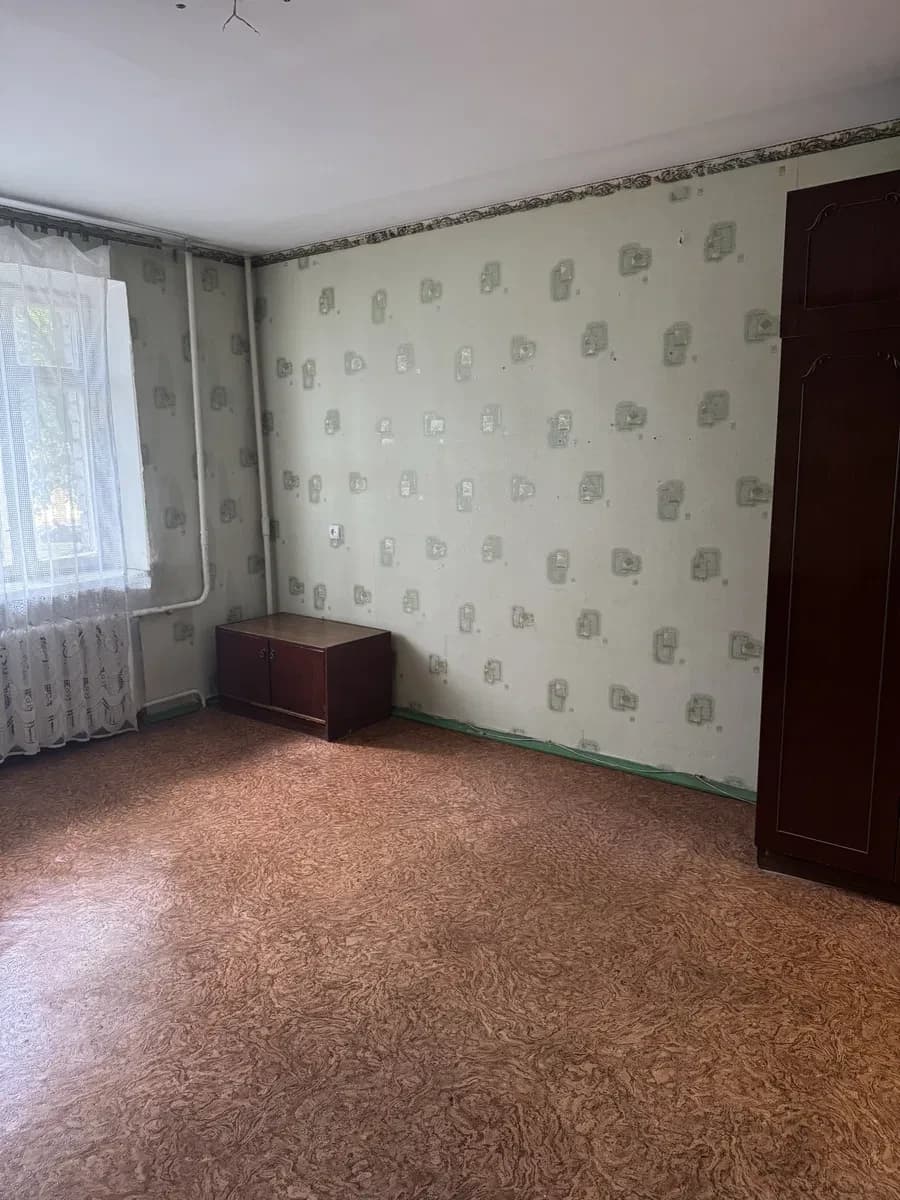 1-кімнатна квартира, Самар: вікна на дитячий майданчик, без боргів, торг - фото 3