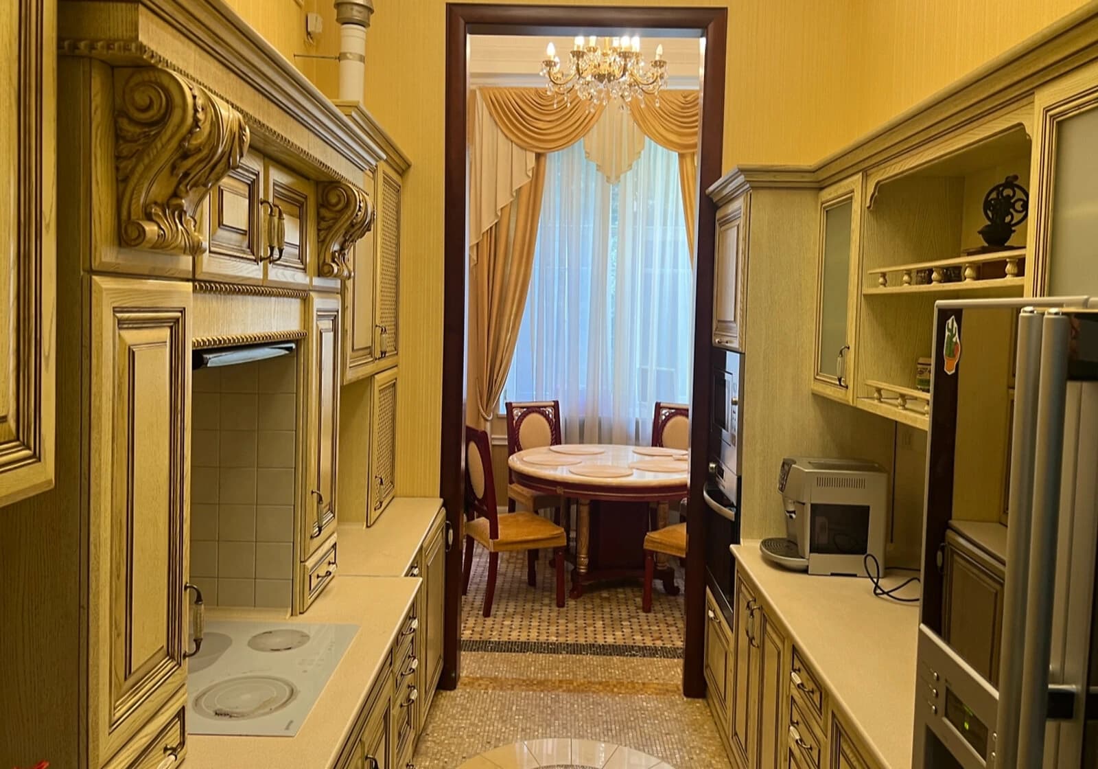 4-кімнатна квартира, Липки: євроремонт, газове опалення, 2 санвузли - фото 4