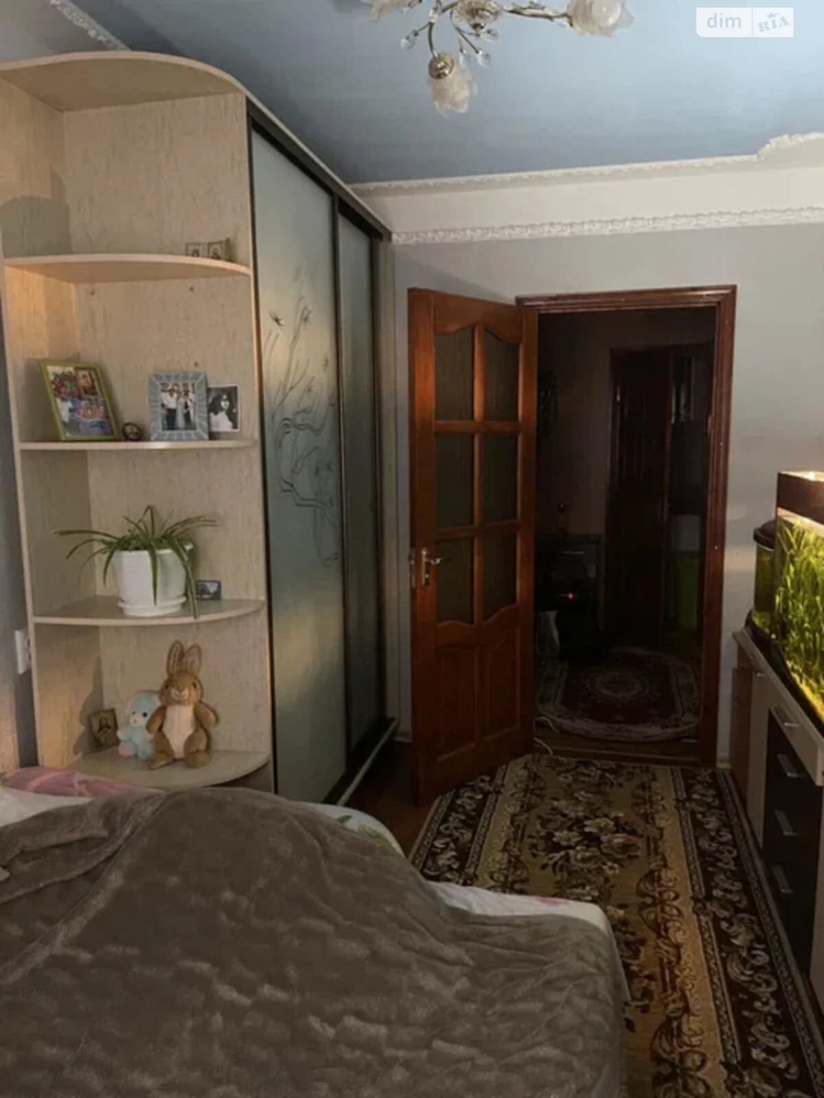 3-кімнатна квартира, Половки: косметичний ремонт, цегляні стіни - фото 3