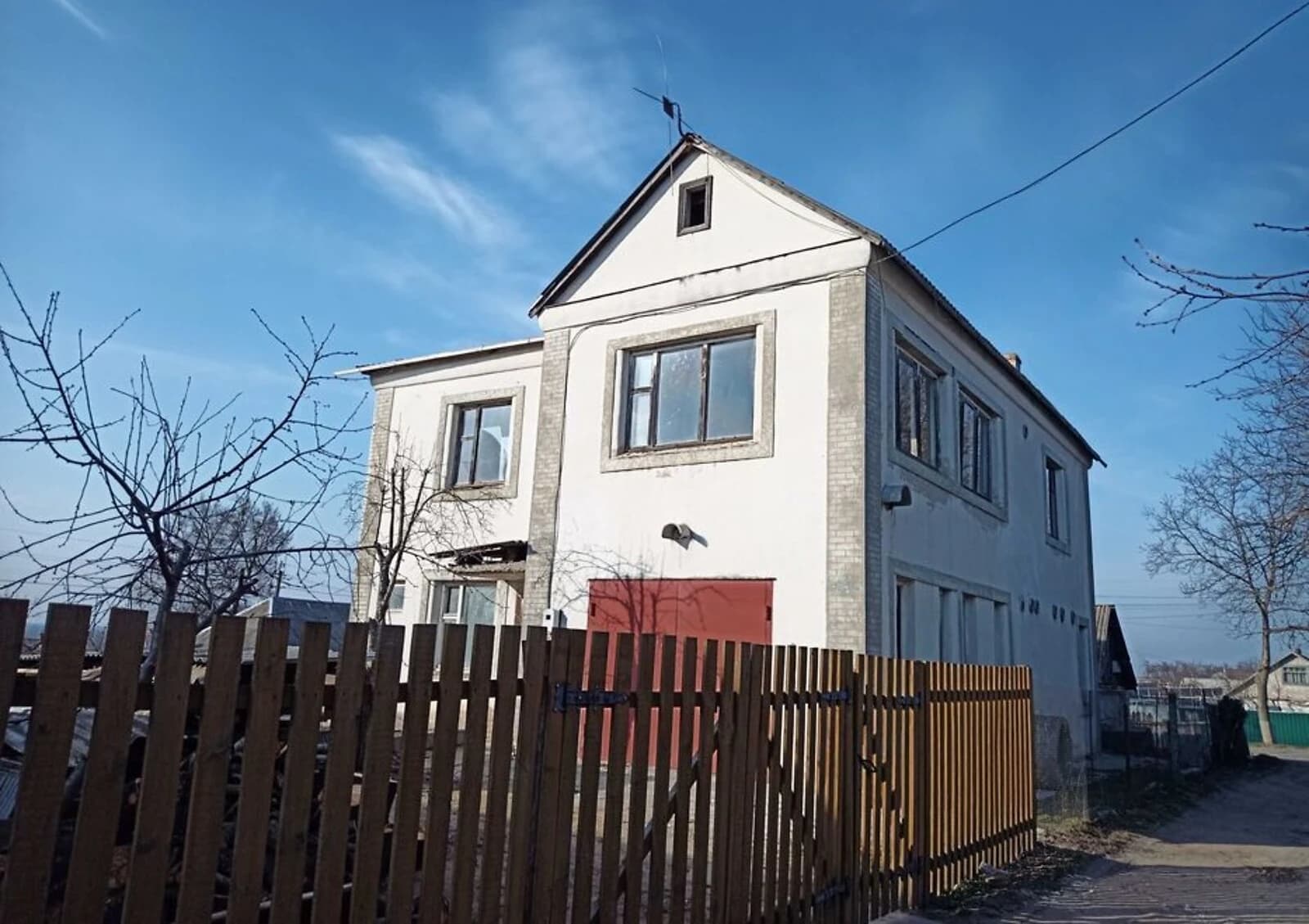 Будинок, Звенигородка: гараж із підвалом, сад і паркан - фото 4