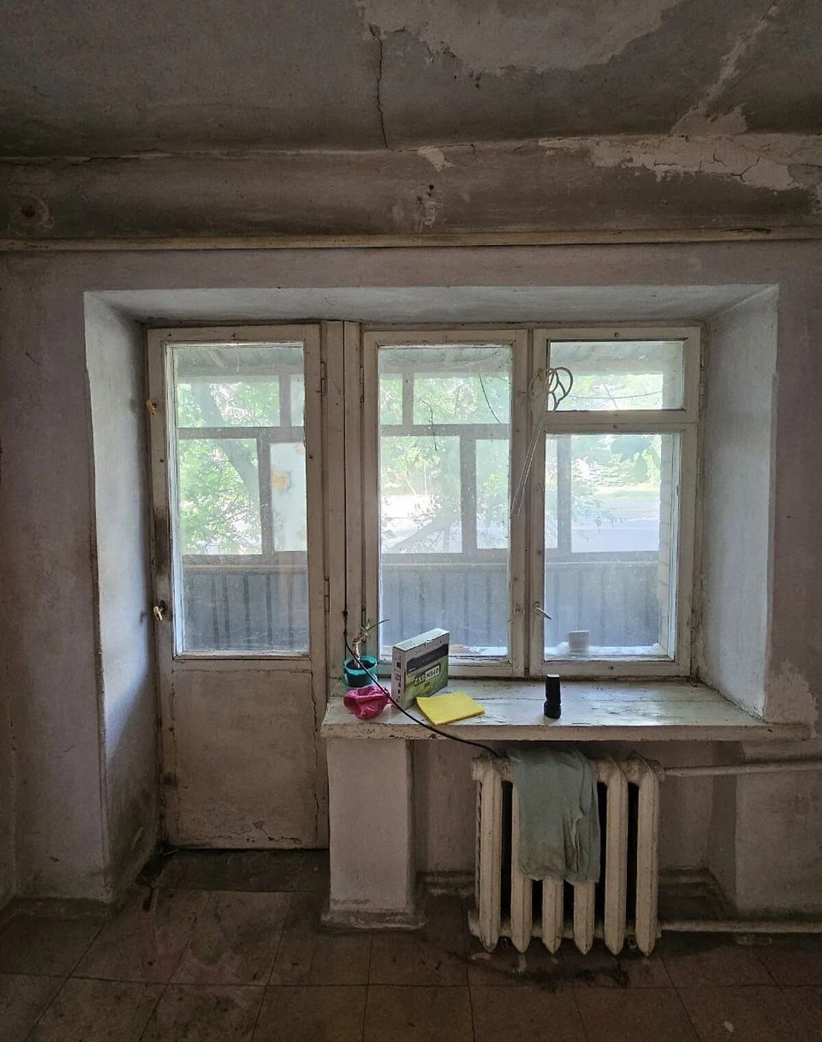 4-кімнатна квартира, Центрально-Міський: під ремонт, балкон - фото 2