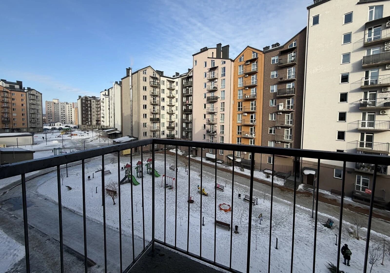 1-кімнатна квартира, Бровари: кухня-студія, резервне живлення - фото 1